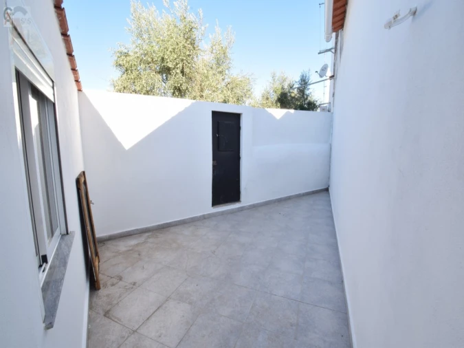 Moradia T2 para Venda em Santa Eulalia Foto 5