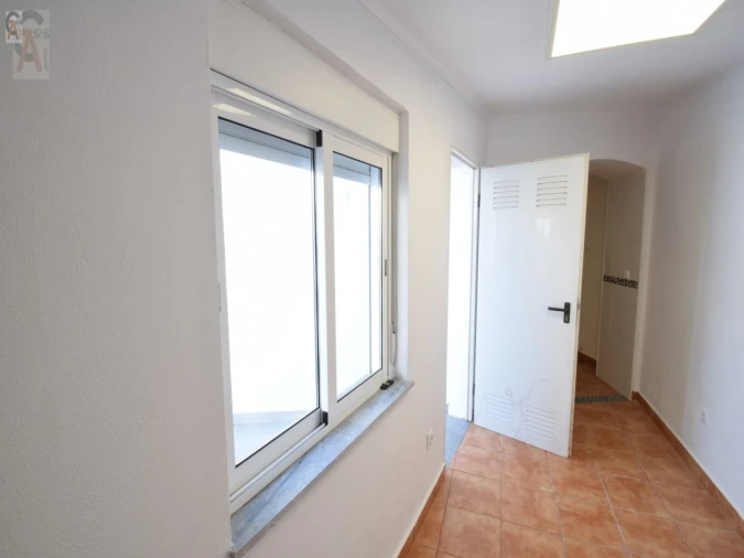 Moradia T2 para Venda em Santa Eulalia Foto 9