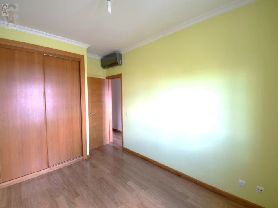 Moradia T4 para Venda em Caia, São Pedro e Alcáçova Foto 24