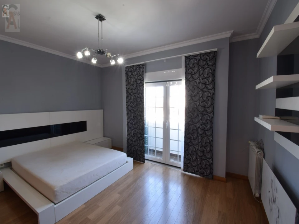 Moradia T4 para Venda em Caia, São Pedro e Alcáçova Foto 6