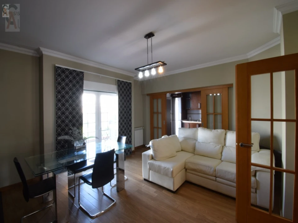 Moradia T4 para Venda em Caia, São Pedro e Alcáçova Foto 1