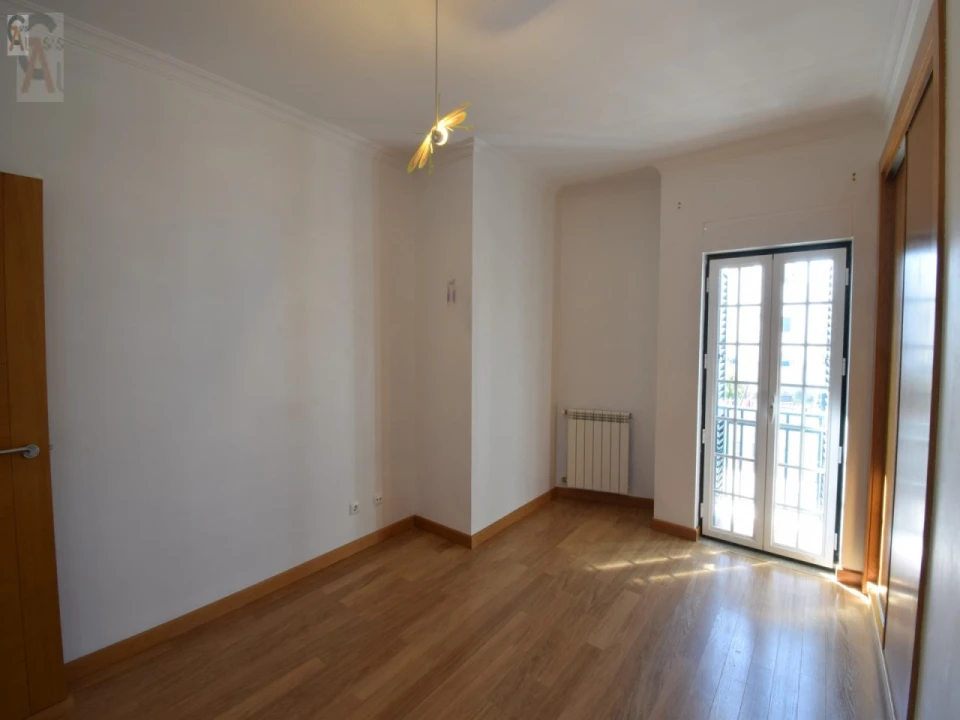 Moradia T4 para Venda em Caia, São Pedro e Alcáçova Foto 24