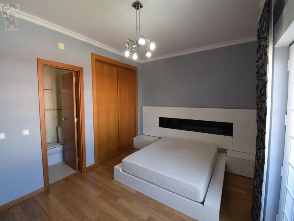 Moradia T4 para Venda em Caia, São Pedro e Alcáçova Foto 30