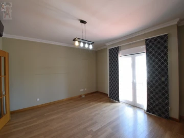 Moradia T4 para Venda em Caia, São Pedro e Alcáçova