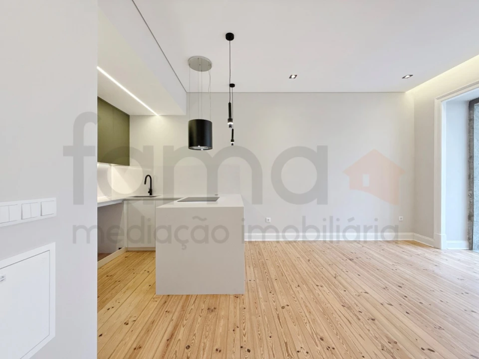 Apartamento T3 para Venda em Arroios Foto 3
