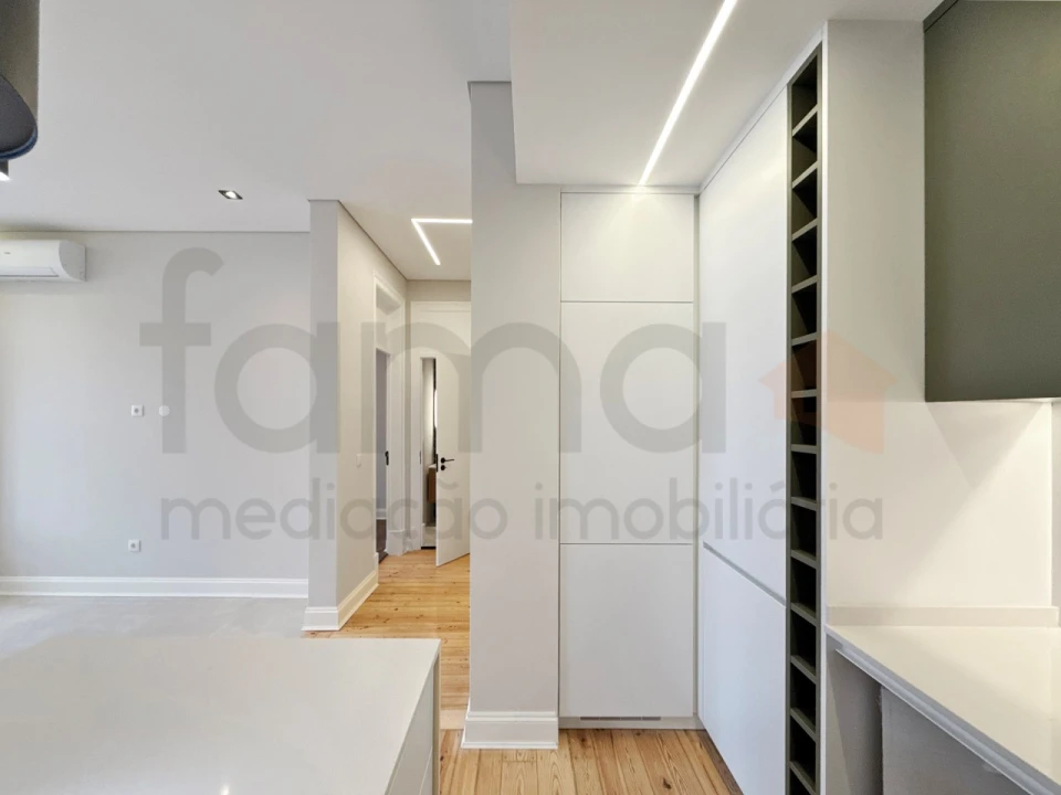 Apartamento T3 para Venda em Arroios Foto 11