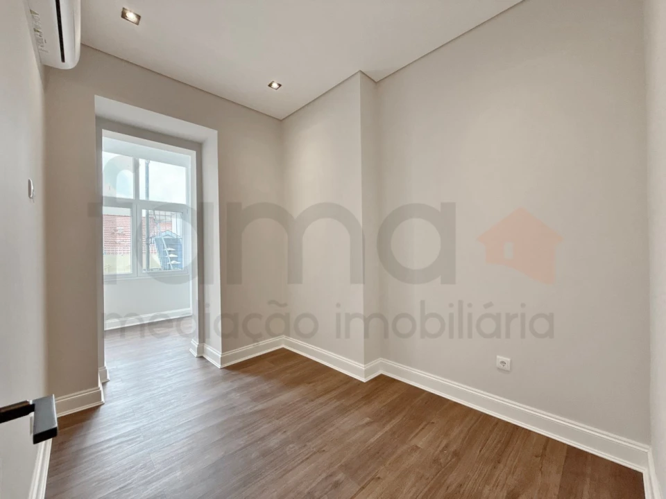 Apartamento T3 para Venda em Arroios Foto 23