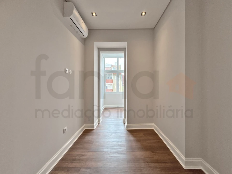 Apartamento T3 para Venda em Arroios Foto 25