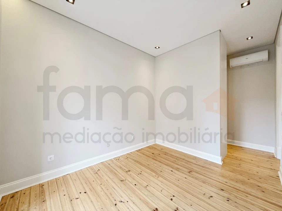 Apartamento T3 para Venda em Arroios Foto 44