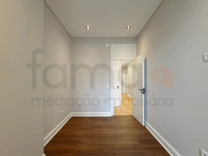 Apartamento T3 para Venda em Arroios Foto 29