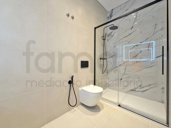 Apartamento T3 para Venda em Arroios Foto 48