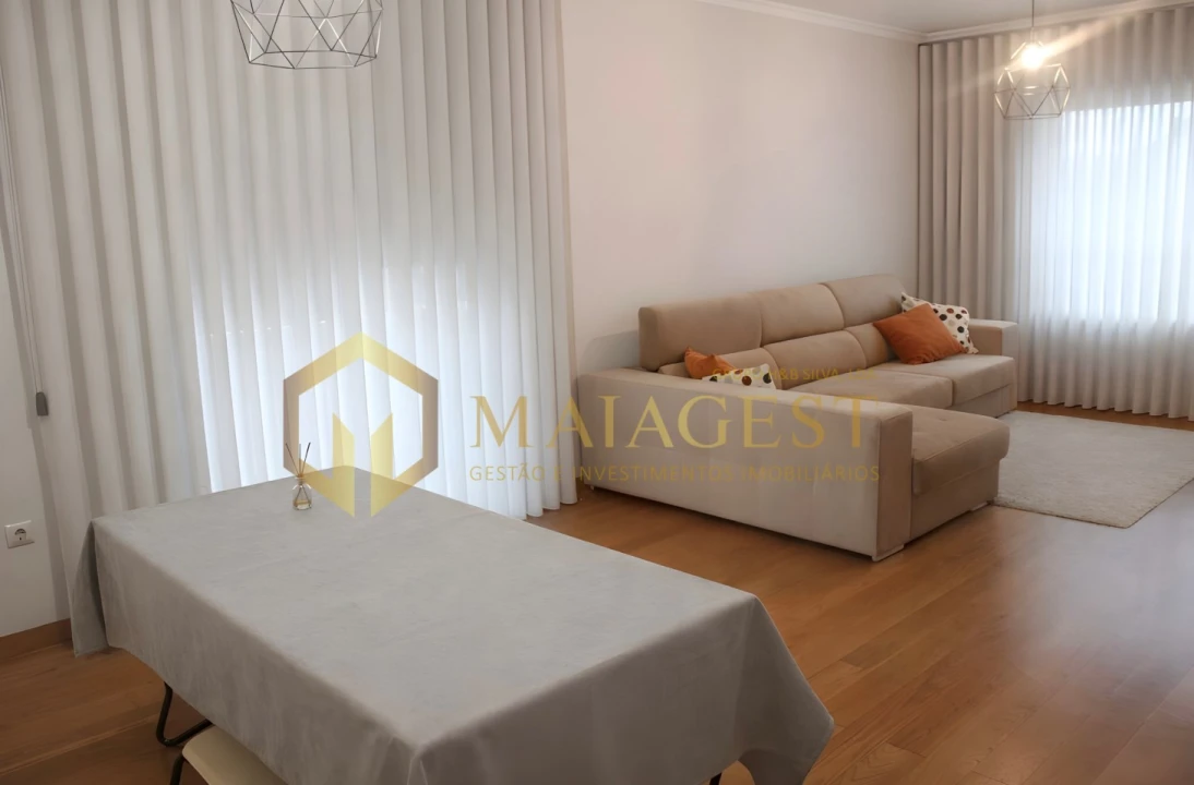 Apartamento T2 para Arrendamento em Santa Marinha e São Pedro da Afurada Foto 1