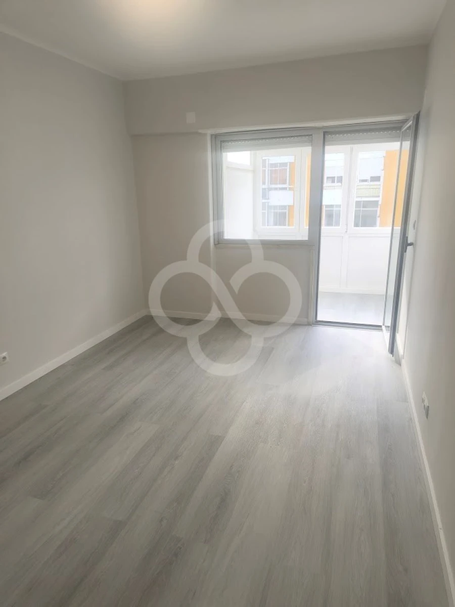 Apartamento T2 para Venda em Oeiras e São Julião da Barra, Paço de Arcos e Caxias Foto 9