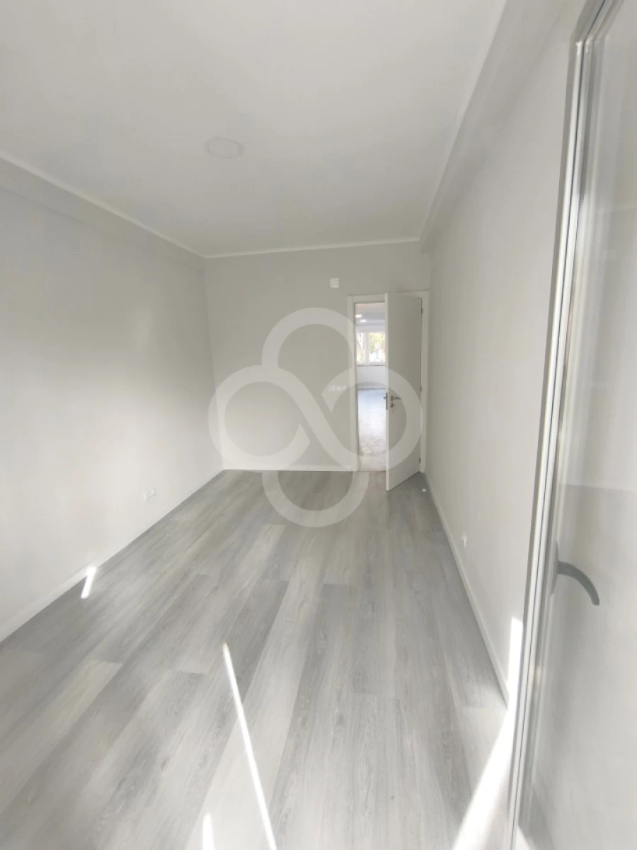 Apartamento T2 para Venda em Oeiras e São Julião da Barra, Paço de Arcos e Caxias Foto 17