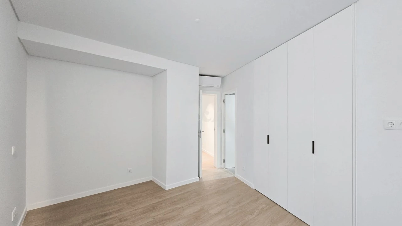 Apartamento T2 para Venda em Faro (Sé e São Pedro) Foto 18