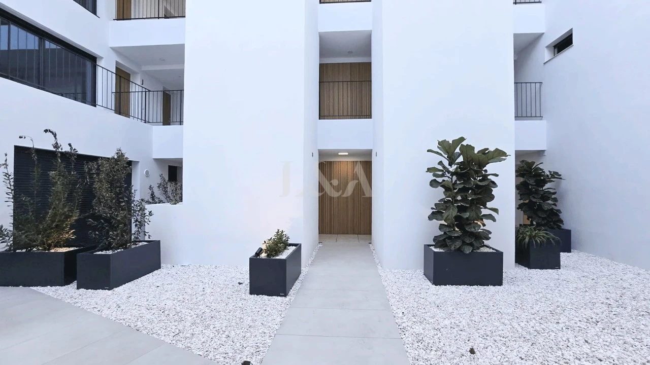 Apartamento T2 para Venda em Faro (Sé e São Pedro) Foto 20