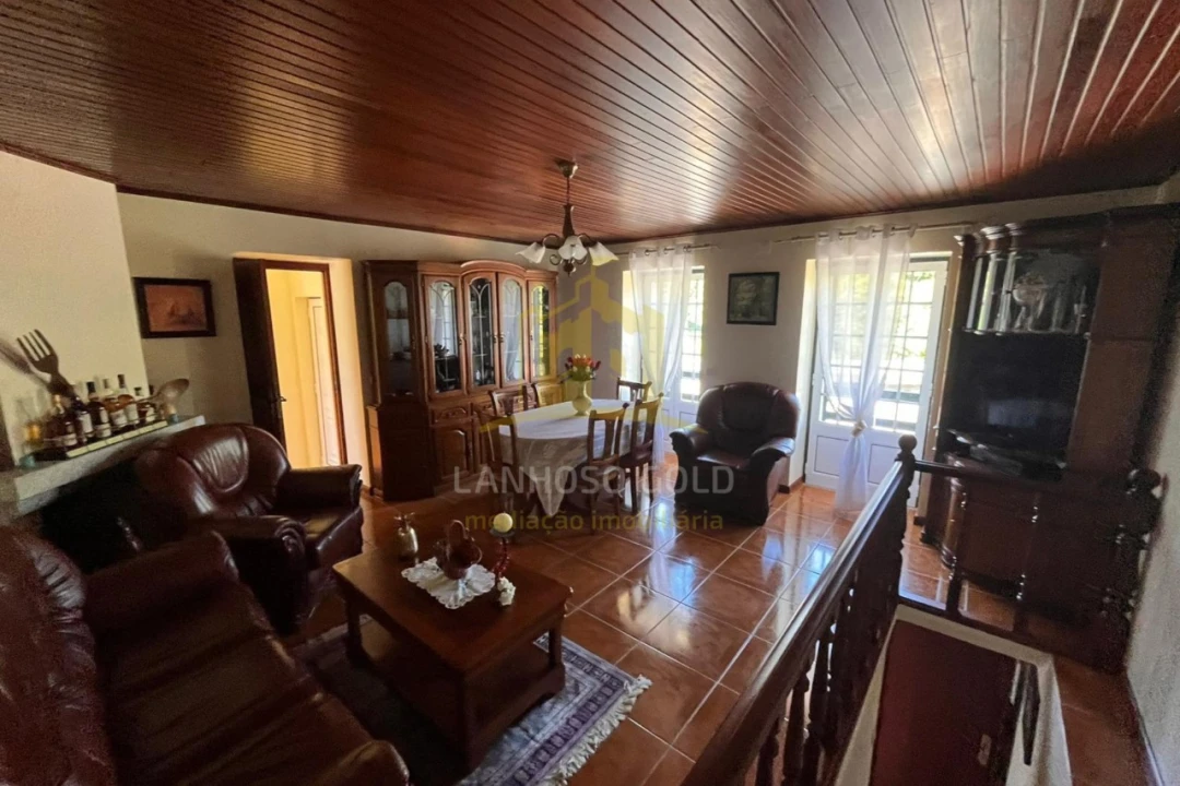 Moradia T3 para Venda em Salto Foto 5