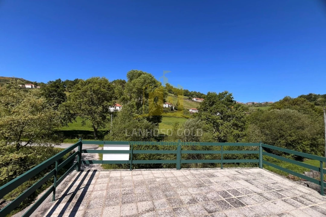 Moradia T3 para Venda em Salto Foto 27