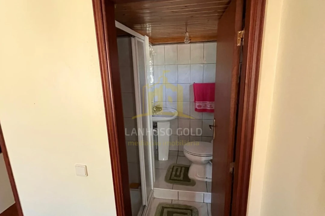 Moradia T3 para Venda em Salto Foto 17