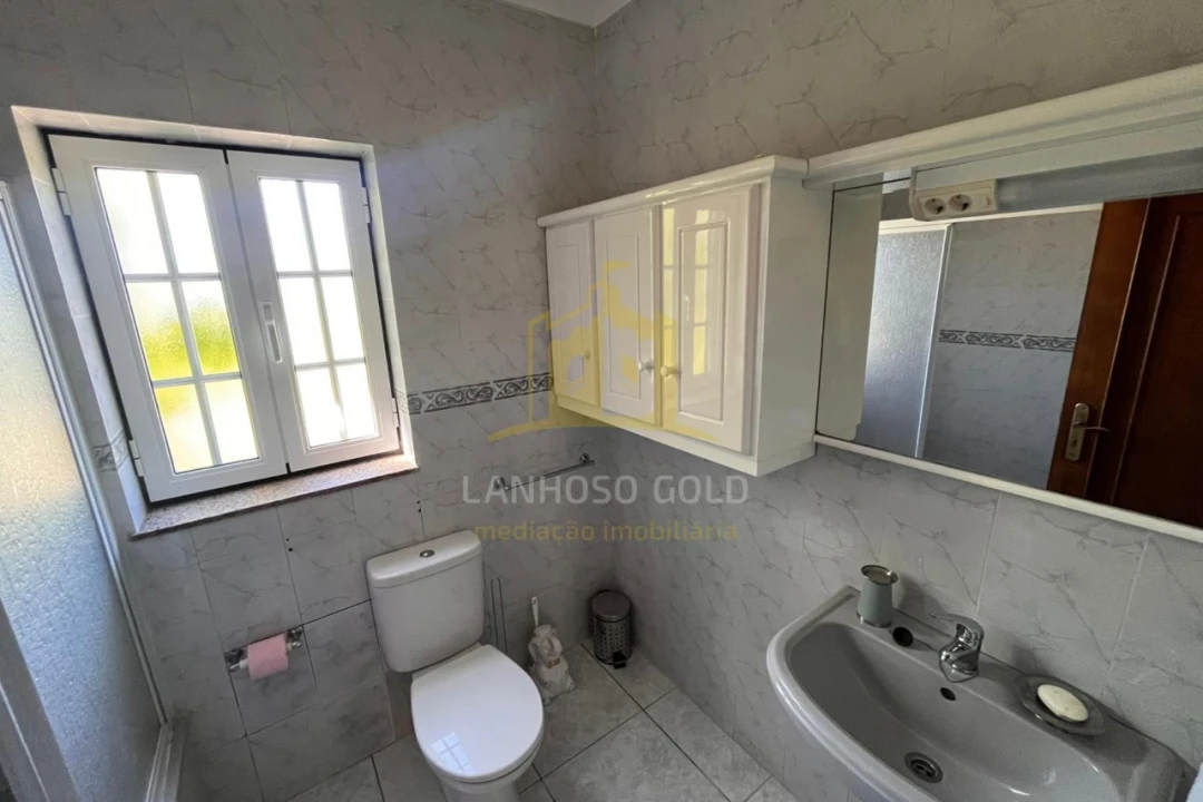 Moradia T3 para Venda em Salto Foto 23