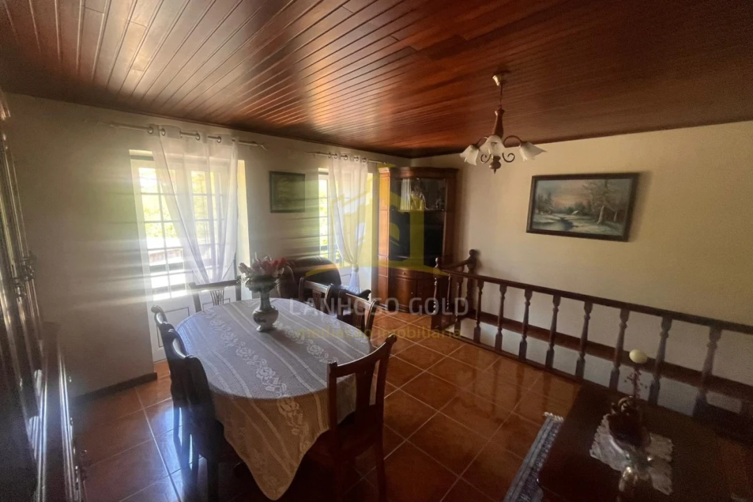 Moradia T3 para Venda em Salto Foto 12