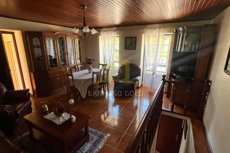 Moradia T3 para Venda em Salto Foto 10