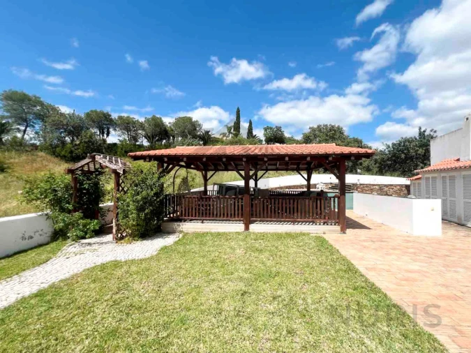 Quinta T4 para Venda em Silves Foto 5