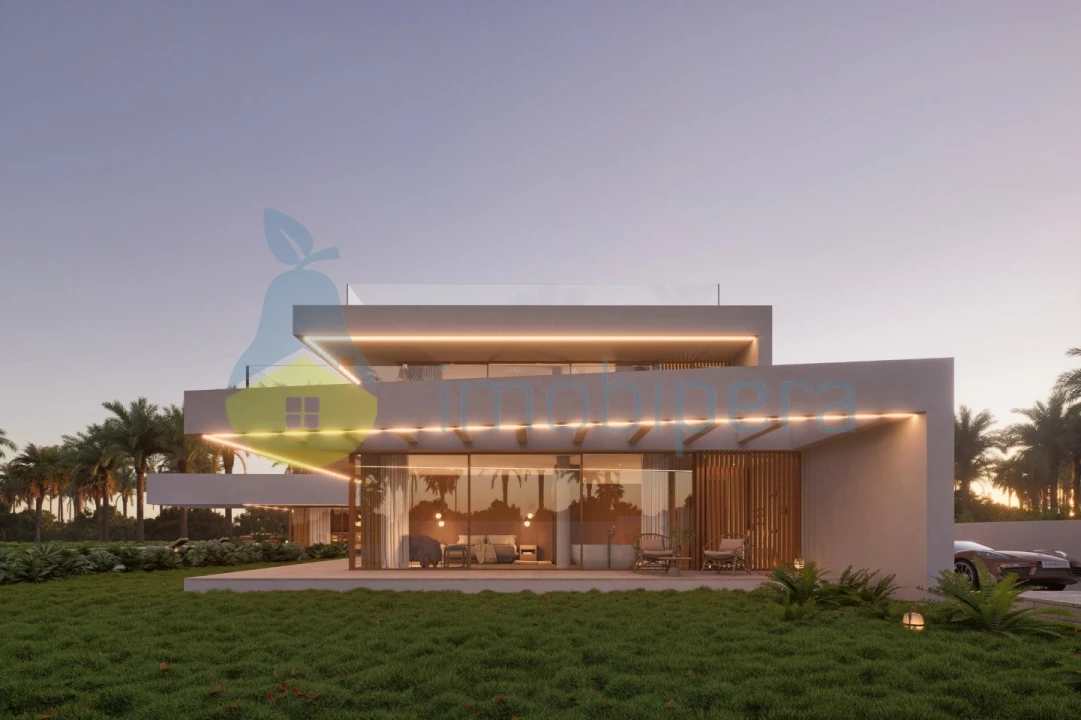 Moradia T7 para Venda em Guia Foto 8