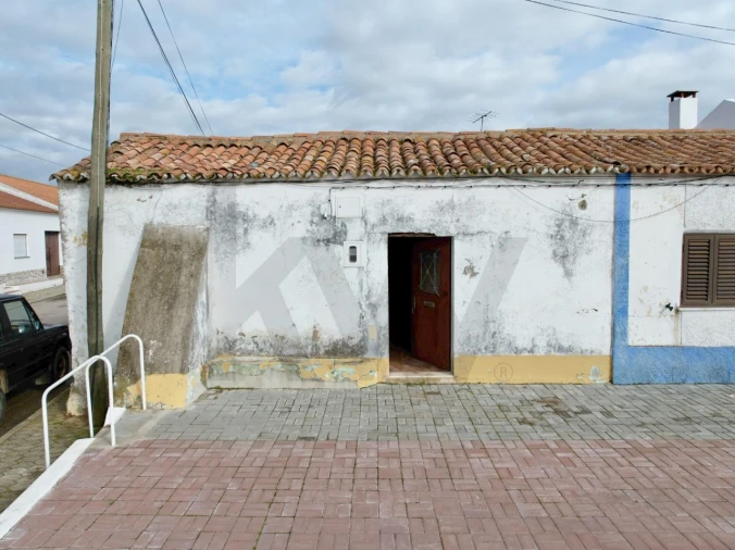 Moradia T1 para Venda em Ermidas-Sado