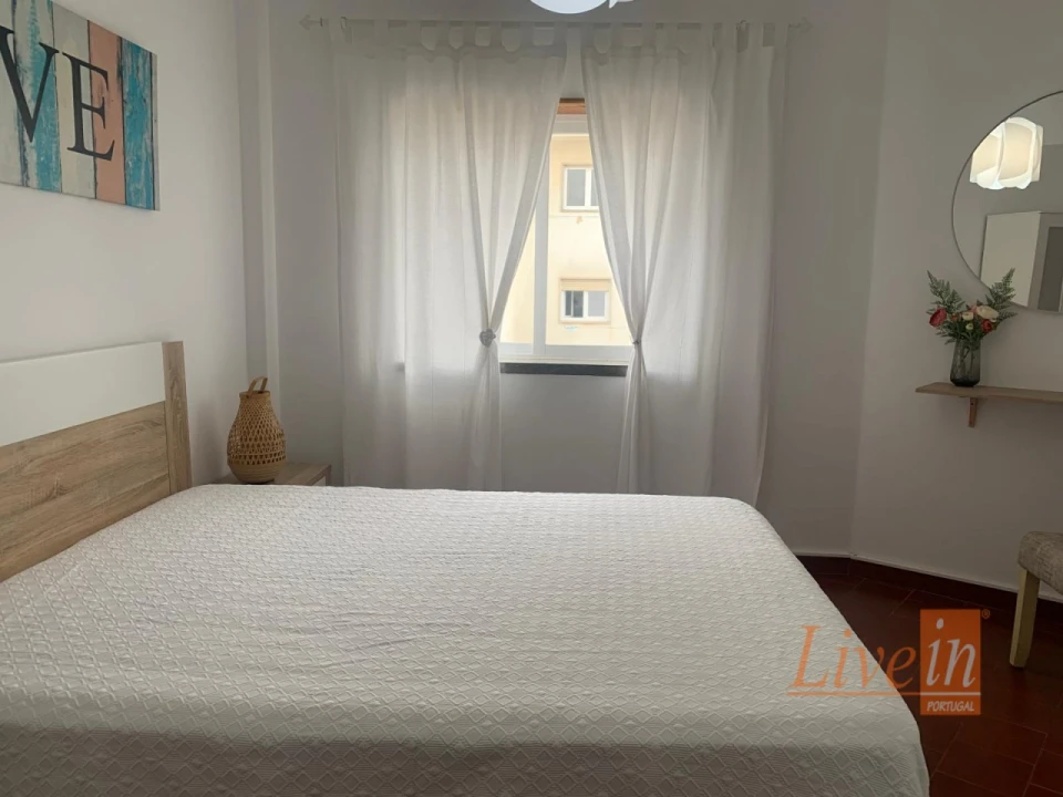 Apartamento T1 para Arrendamento em Ericeira Foto 8