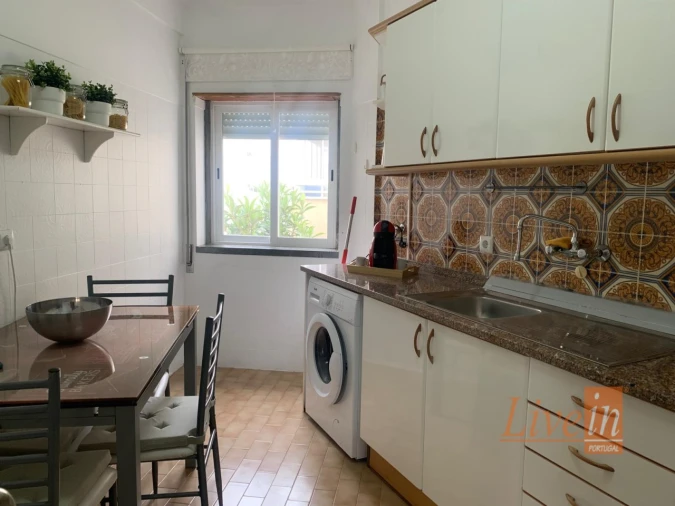 Apartamento T1 para Arrendamento em Ericeira Foto 3