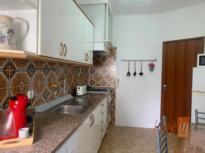 Apartamento T1 para Arrendamento em Ericeira Foto 4
