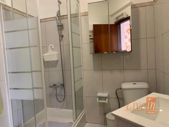 Apartamento T1 para Arrendamento em Ericeira Foto 7