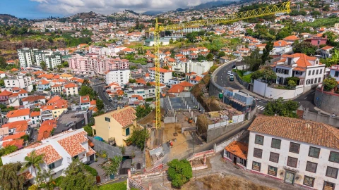 Moradia T3 para Venda em Funchal (Santa Luzia)