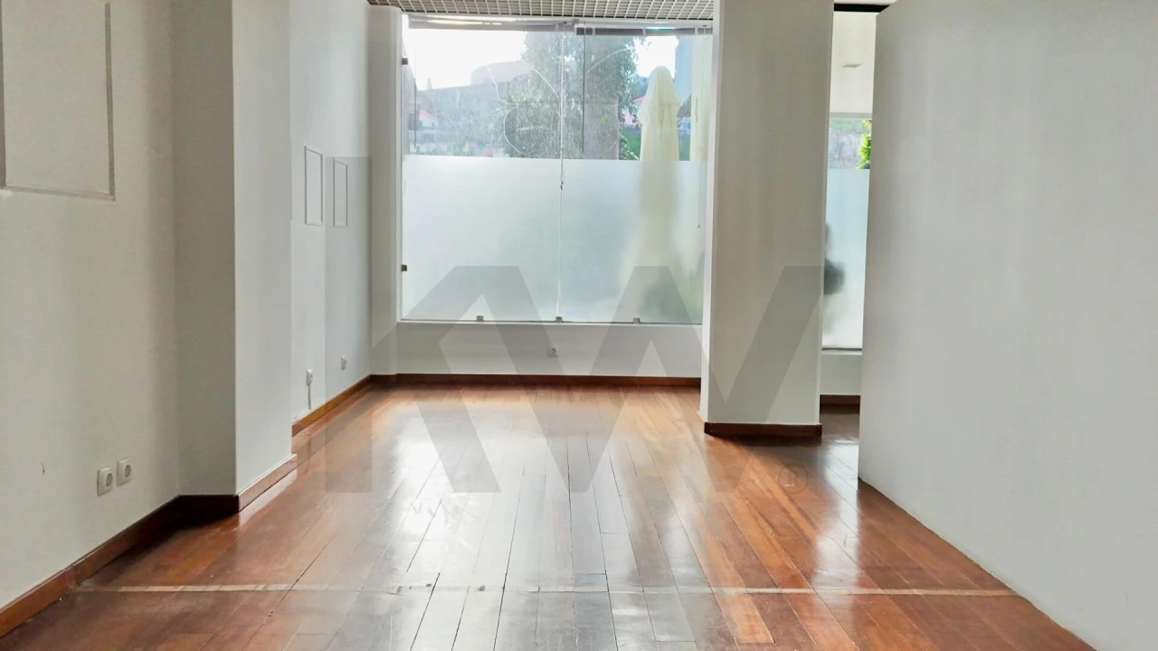 Loja para Venda em Funchal (São Pedro) Foto 7