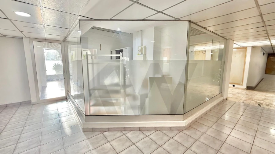 Loja para Venda em Funchal (São Pedro) Foto 16