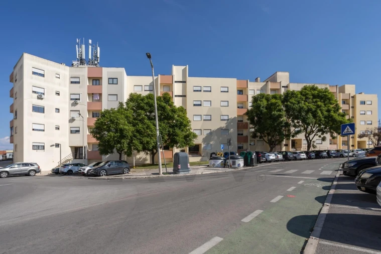 Apartamento T3 para Venda em Barreiro e Lavradio Foto 36