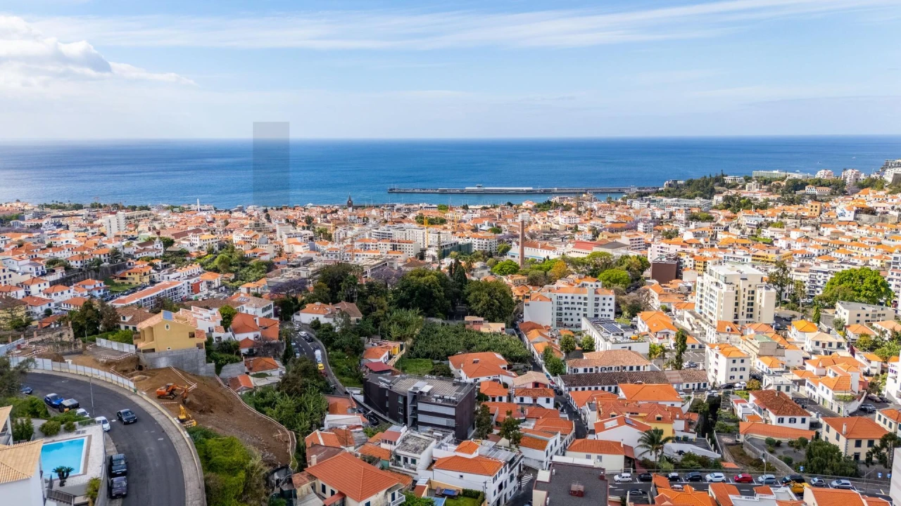 Apartamento T1 para Venda em Funchal (Santa Luzia) Foto 25