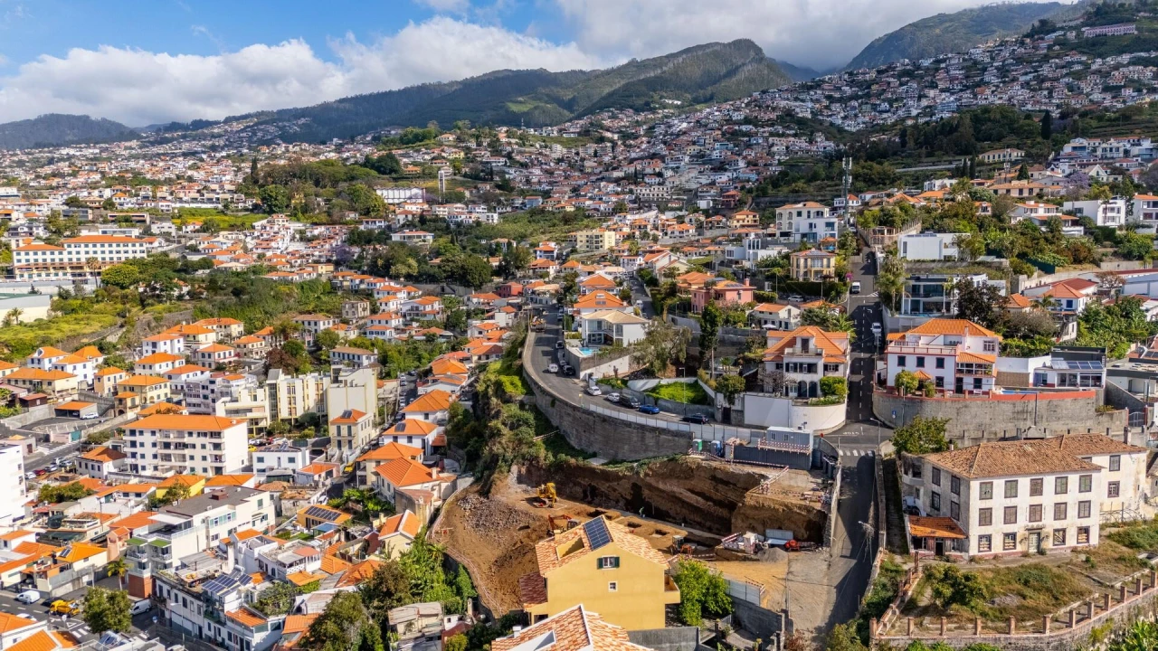 Apartamento T1 para Venda em Funchal (Santa Luzia) Foto 22