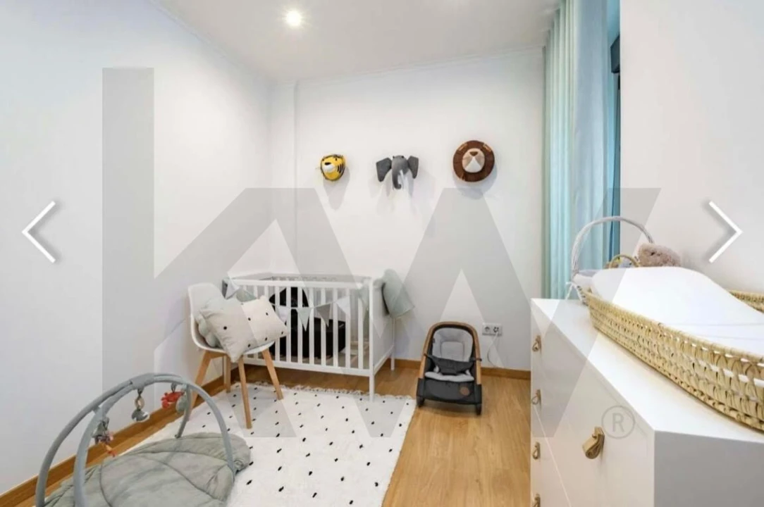 Apartamento T3 para Arrendamento em Avenidas Novas Foto 9