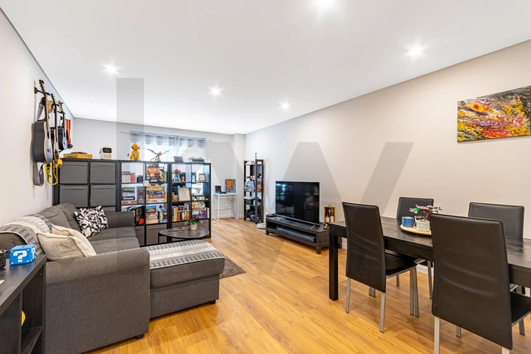 Apartamento T1 para Venda em Vialonga Foto 2