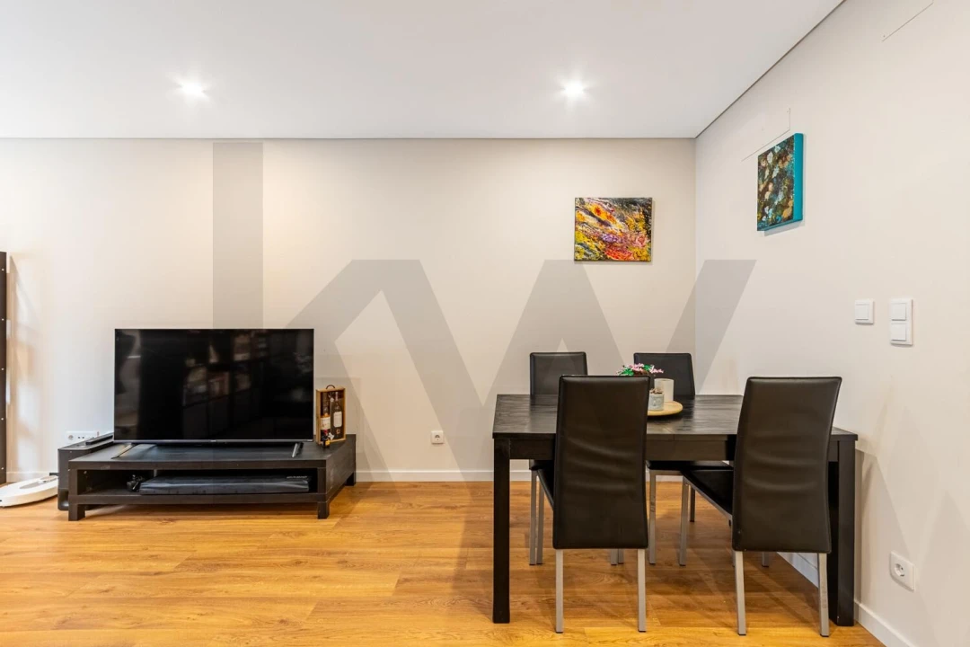 Apartamento T1 para Venda em Vialonga Foto 7