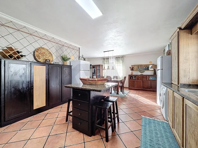 Moradia T4 para Venda em Almoster Foto 14