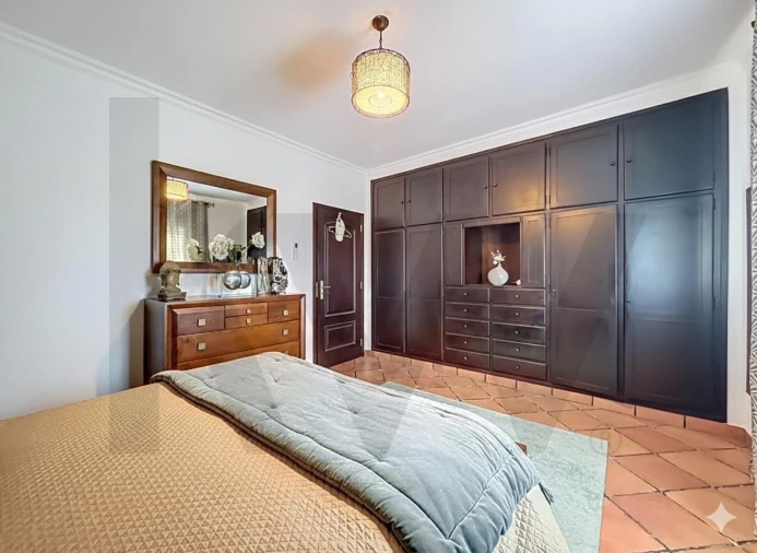 Moradia T4 para Venda em Almoster Foto 23