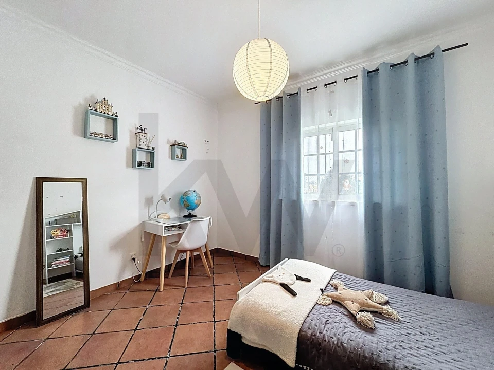 Moradia T4 para Venda em Almoster Foto 16