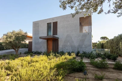 Moradia T3 para Venda em Cascais e Estoril