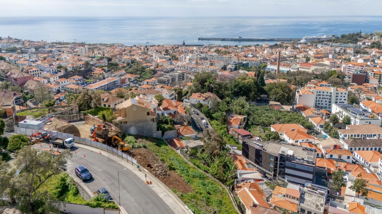 Apartamento T1 para Venda em Funchal (Santa Luzia) Foto 18