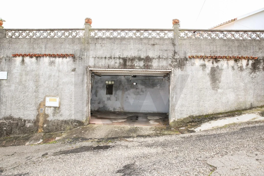 Moradia T3 para Venda em Maxial e Monte Redondo Foto 25