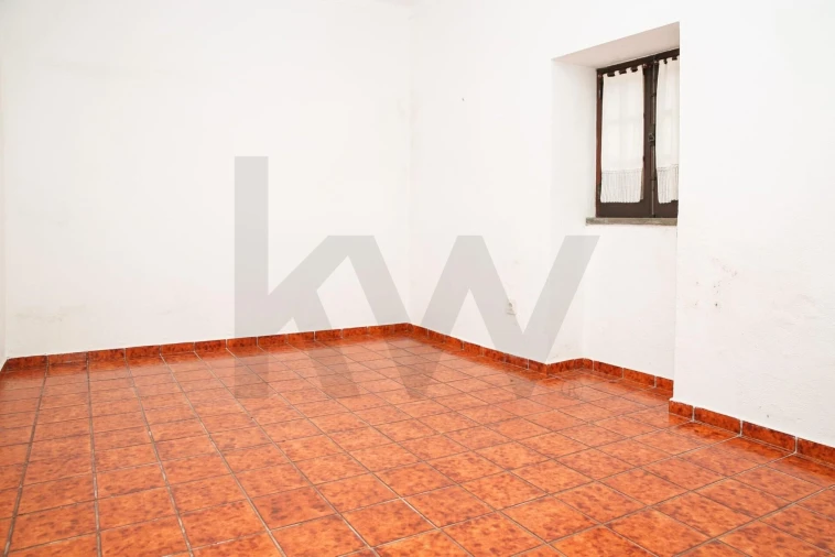 Moradia T3 para Venda em Maxial e Monte Redondo Foto 15