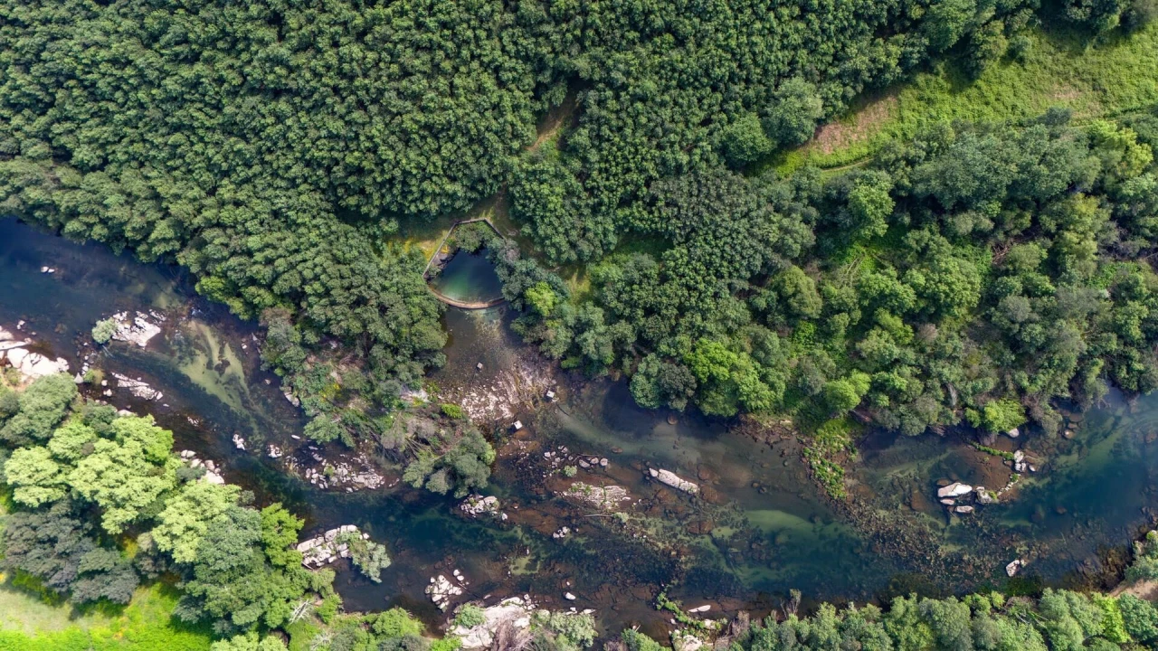 Terreno para Venda em Verim, Friande e Ajude Foto 18